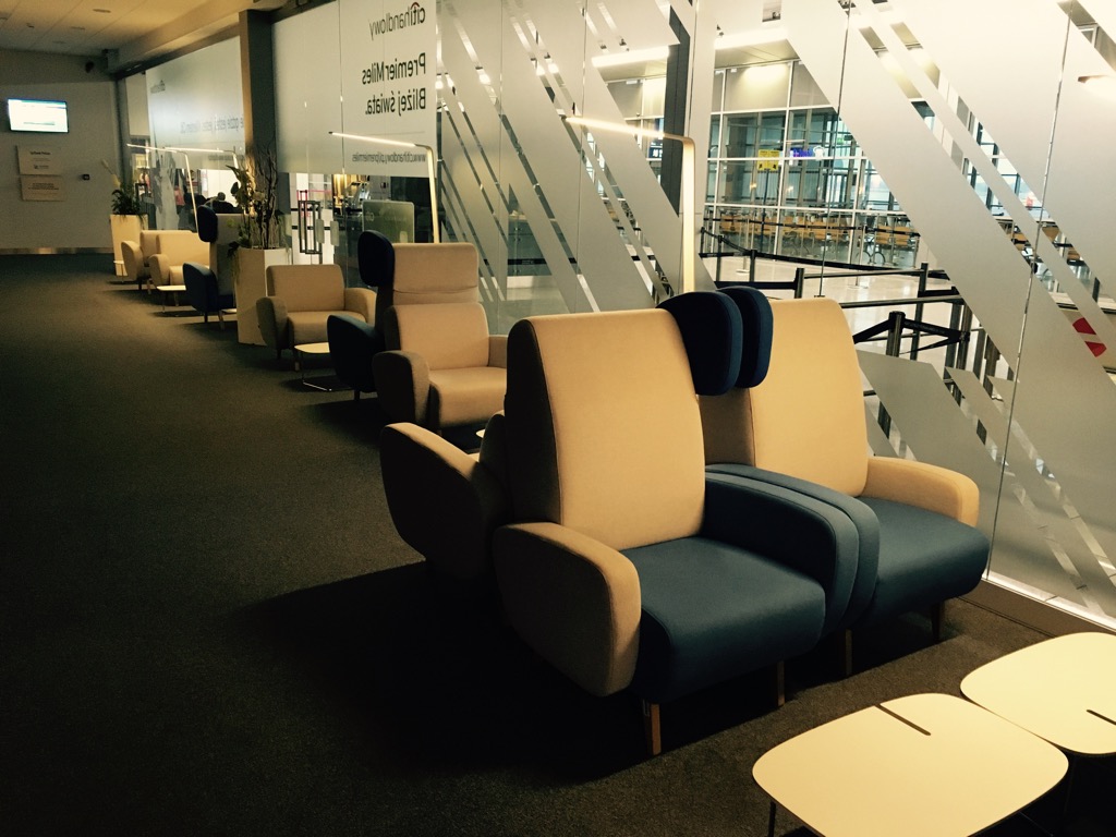 Review Business Executive Lounge Posen Frankfurtflyer De