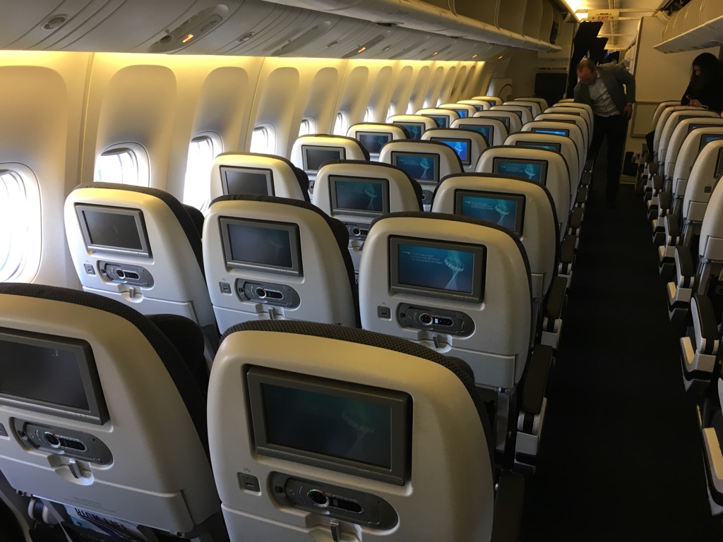 Review British Airways Economy Class Boeing 777 200 London