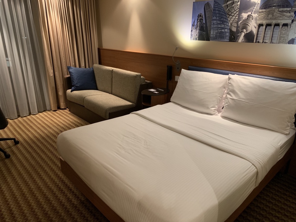 Review Hampton Inn Berlin City West Frankfurtflyer De