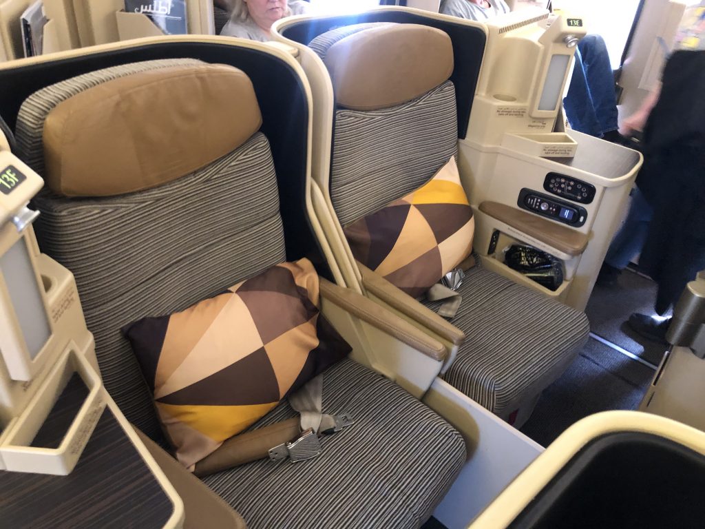 etihad business class a330 200