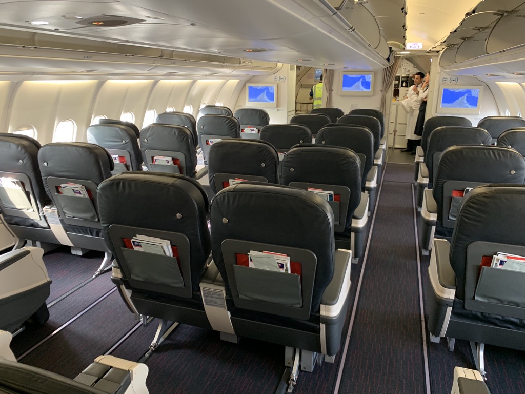 Review Turkish Airlines Airbus A330 300 Regionale Business