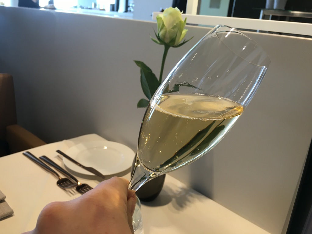 lufthansa_first_class_lounge_muc_satellit-20