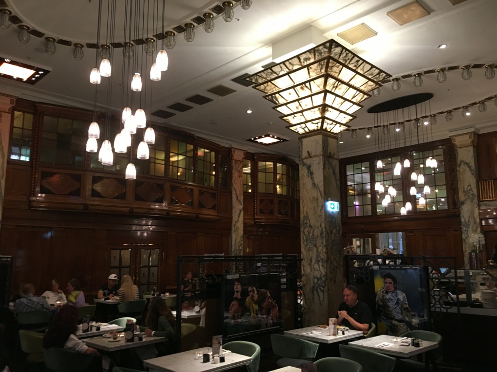 reichshof_hamburg-31