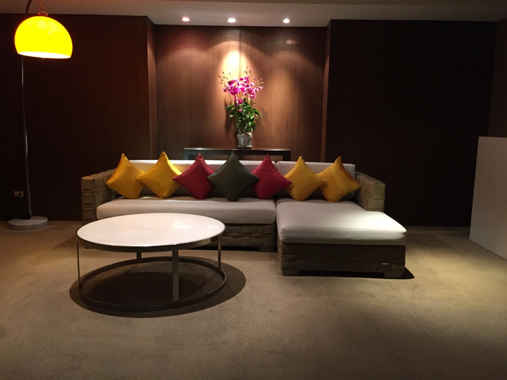 thai_royal_first_lounge_bangkok-17