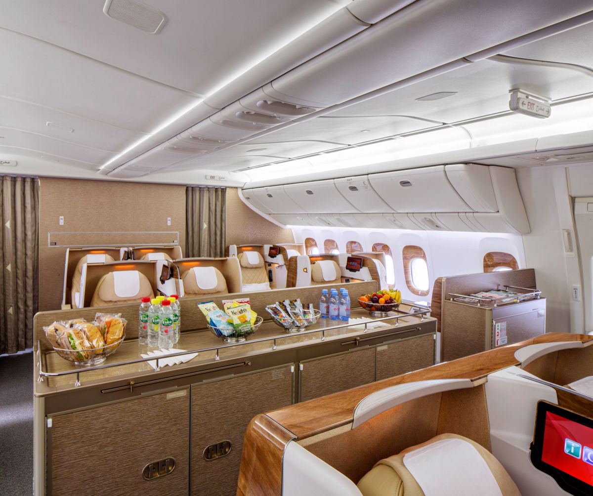 Emirates Plant Eine Bar An Bord Der Neuen Airbus A350 Und