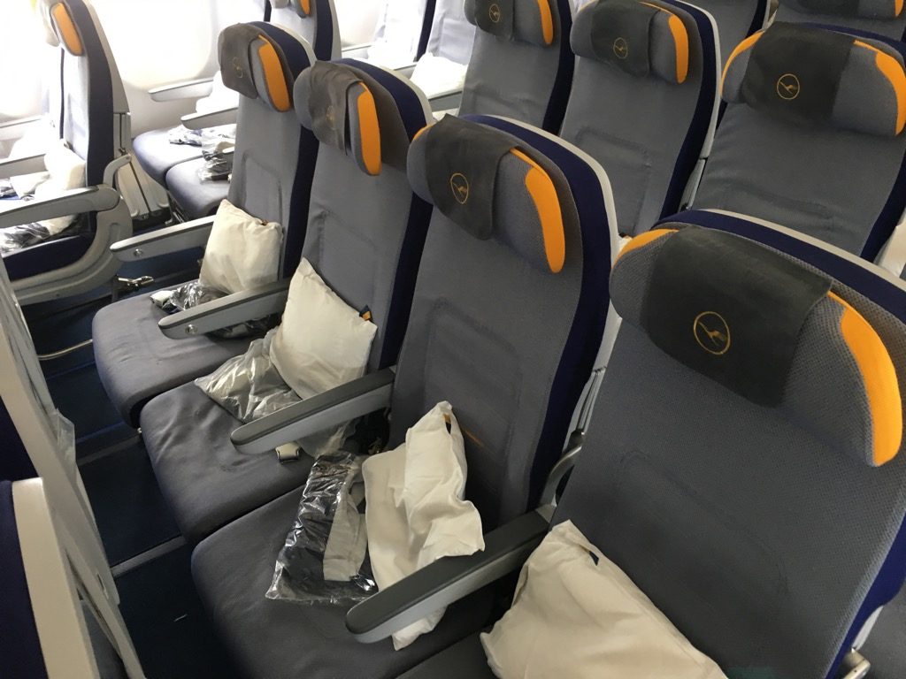 Review Lufthansa Economy Class Airbus A330 300 München Nach Washington