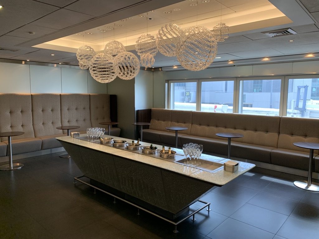 Review British Airways First Class Lounge London Heathrow Terminal 3