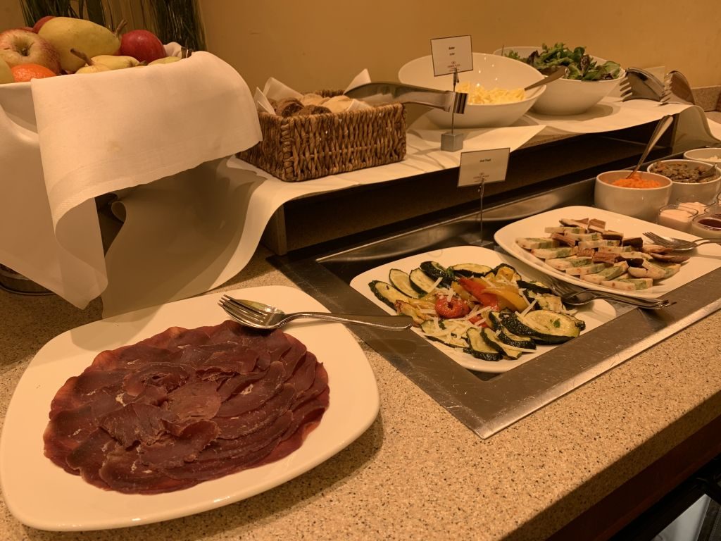 Crowne Plaza Abendessen Lounge