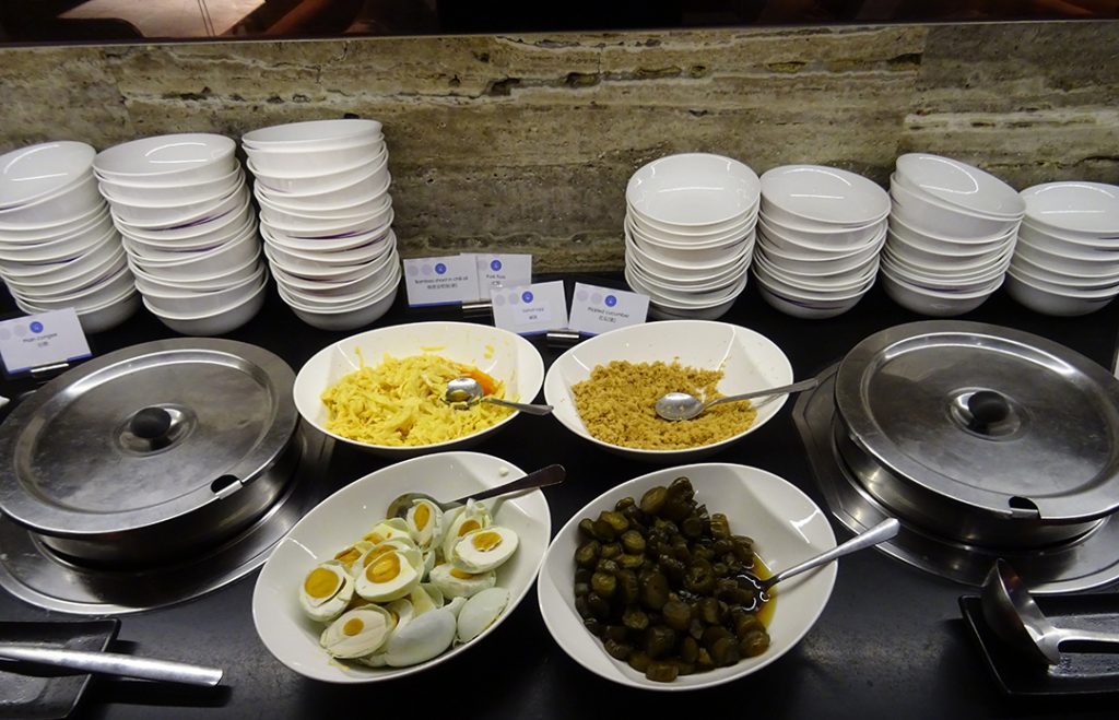 TPE VIP Lounge, Seite A - Essen