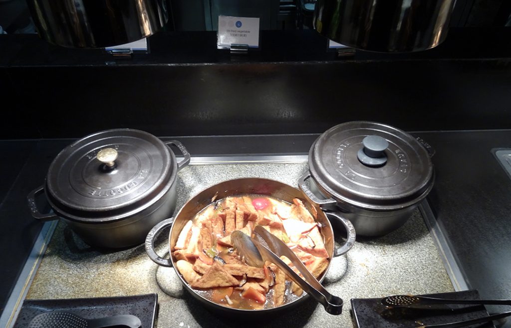 TPE VIP Lounge, Seite A - Essen