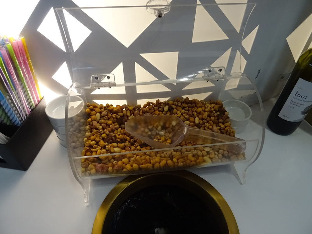 SkyTeam Lounge IST | Snacks