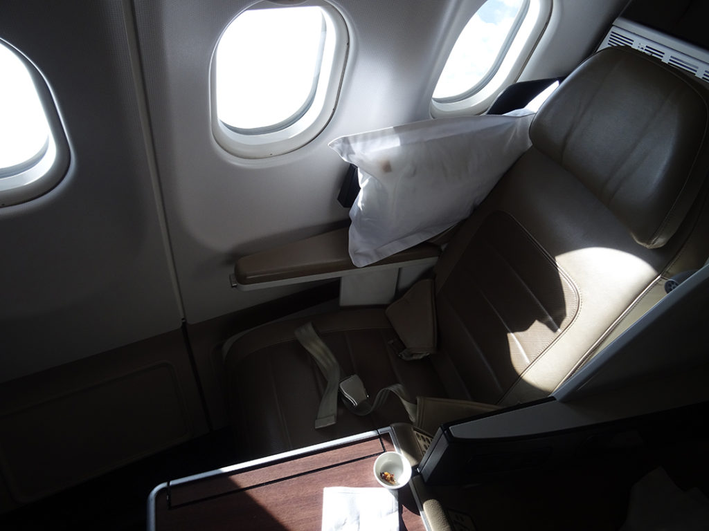 SV256 | Sitz 3L am Fenster