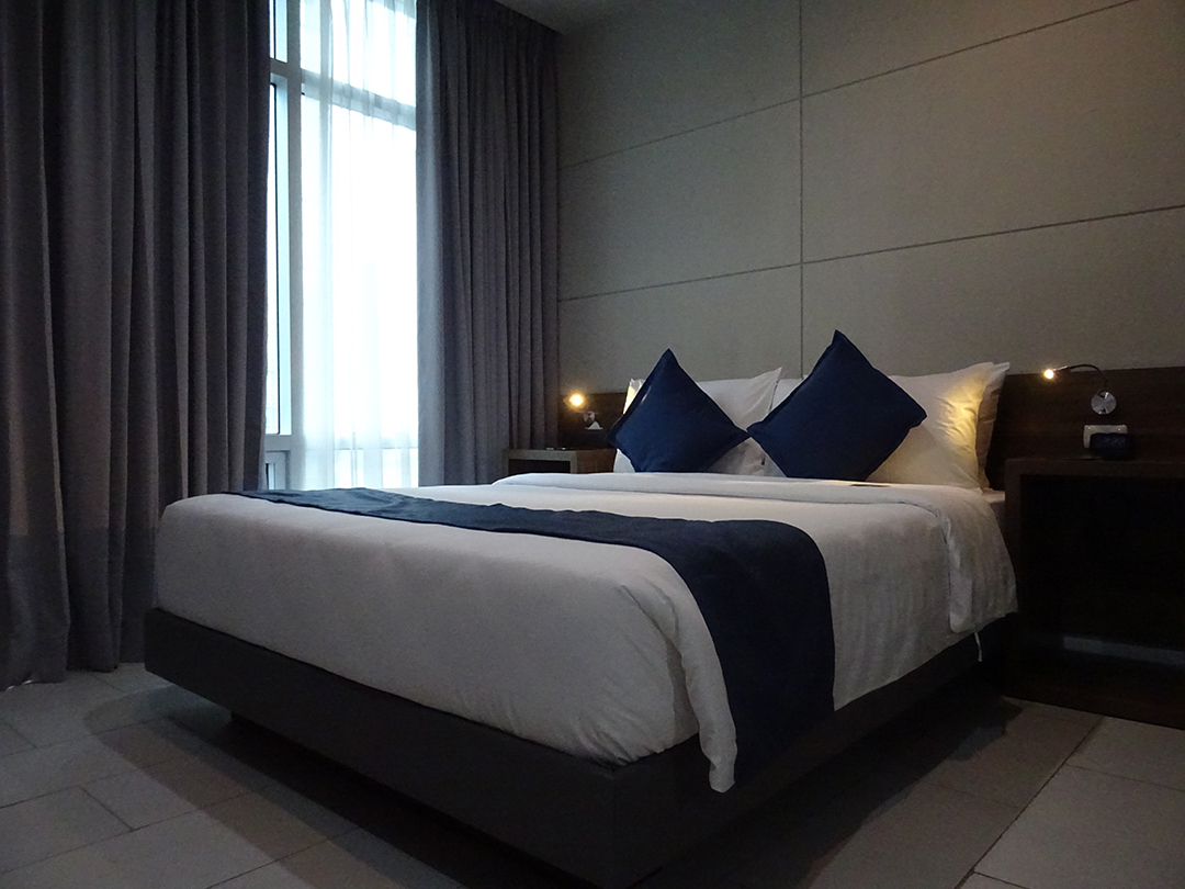 Zimmer - The Sphere Serviced Residences | Makati, Philippinen