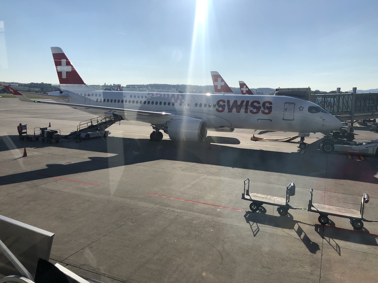 SWISSFlug LX1885 Notlandung in Graz nach Rauch an Bord Crew