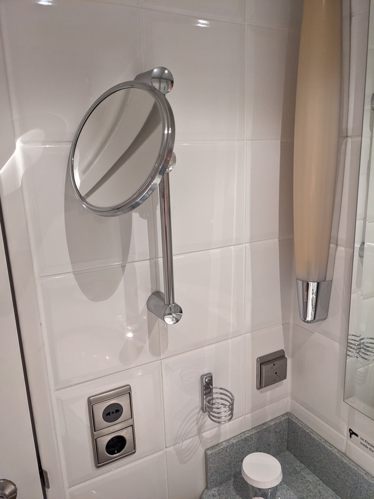 Hilton Düsseldorf - Zimmer